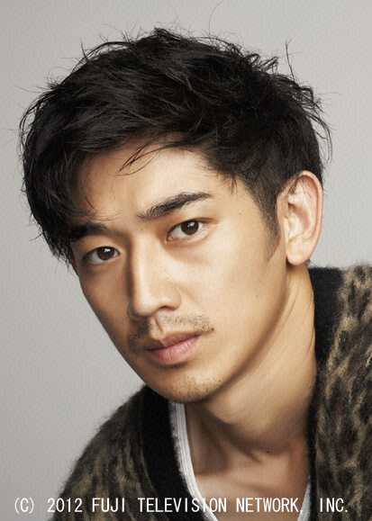 Eita - một thám tử lạnh lùng, đa tài và hài hước.