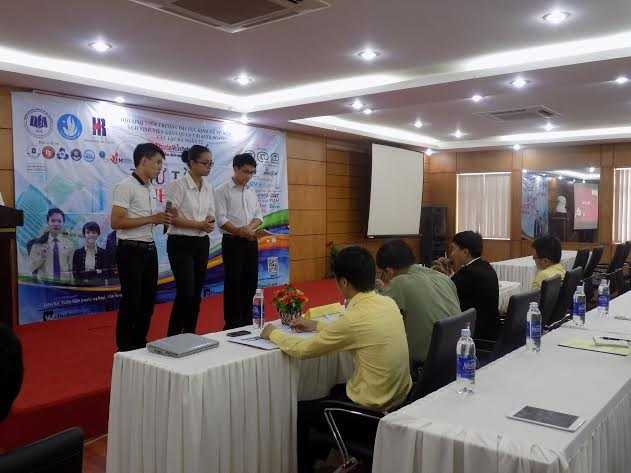 102 sinh viên thử thách ở vòng 2 'Thử tài kinh doanh lần 4'