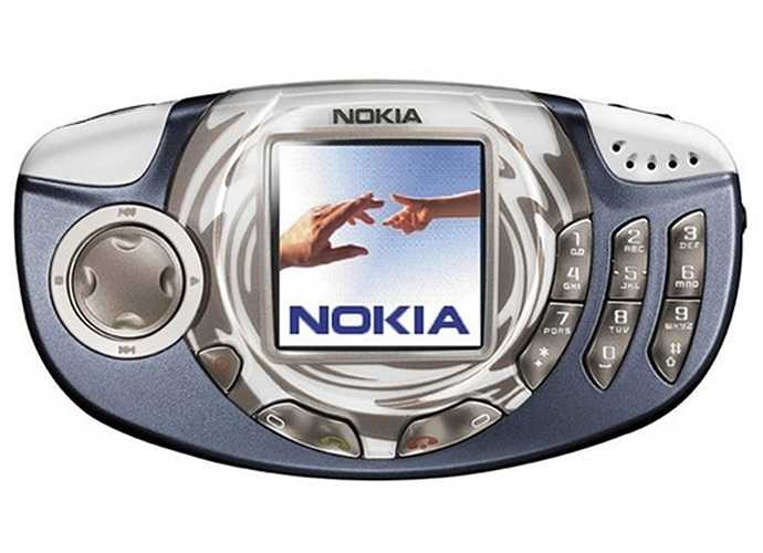 Nokia 3300 (2003) được bán trên thị trường như là chiếc điện thoại chơi nhạc, nhưng cũng đi kèm bàn phím QWERTY.