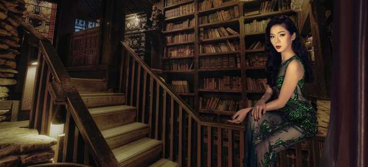 Với album Vùng tóc nhớ, Lệ Quyên gần như sử dụng hết tâm sức để cho ra đời sản phẩm âm nhạc được gửi tới từ chính trái tim của Lệ Quyên bằng sự trân trọng đối với những tình khúc của nhạc sỹ Vũ Thành An.