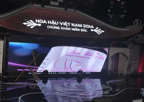 Màn thi áo tắm quyến rũ của các thí sinh HHVN 2014