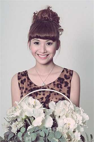 Hà Miên đã từng tham gia và đạt giải Icon _ Ấn tượng của cuộc thi HHT_Icon 2011. 