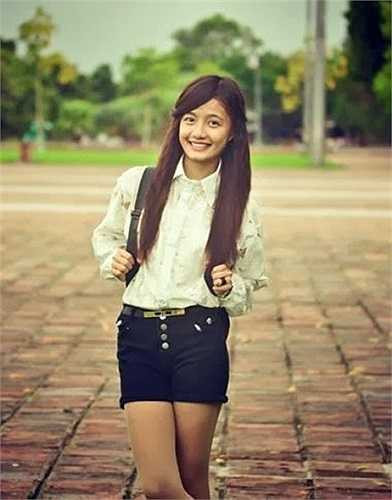 Cô bạn này chia sẻ, Ê Vo theo tiếng Hungari có nghĩa là Eva.Vì trước khi mình sinh ra, mẹ của Ê Vo từng có thời gian sống và làm việc tại Hungari.