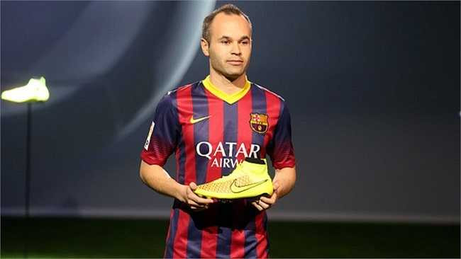 Iniesta là cầu thủ duy nhất của Barcelona được vinh danh ở hạng mục dành cho tiền vệ tấn công xuất sắc nhất