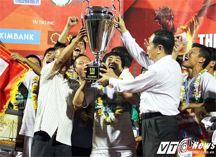 Danh hiệu đầu tiên và chắc chắn chưa phải cuối cùng của U19 HAGL Arsenal JMG