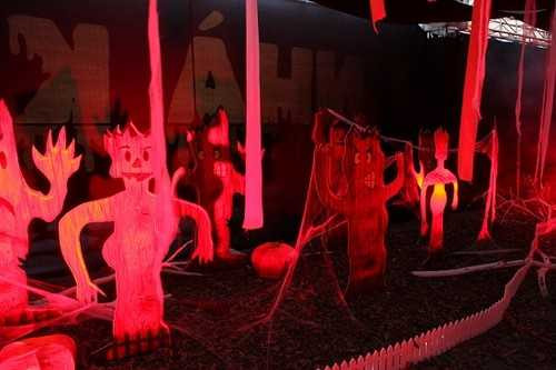 Vinhomes Riverside kỳ bí trong đêm hội Halloween