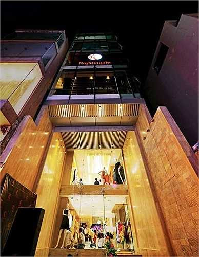 Năm 2012, Mỹ Tâm khai trương trụ sở làm việc của riêng cô tại đường Nam Kỳ Khởi Nghĩa (TP.HCM). Đây là một vị trí đắc địa, đắt đỏ và sầm uất của Sài Gòn. Ở thời điểm đó, tòa nhà được xác định có trị giá xấp xỉ 100 tỷ đồng.