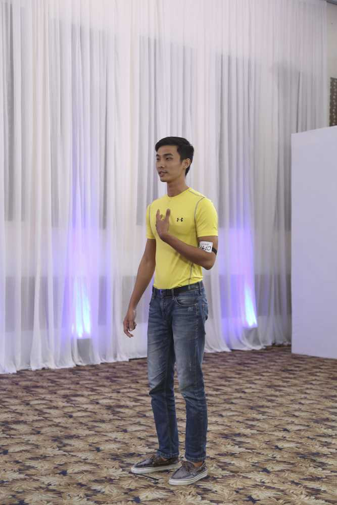 (VTC News) - Người mẫu Xuân Lan đã hoá thành 'phù thuỷ' để chọn ra những gương mặt xuất sắc nhất cho ngôi nhà chung của Vietnam's Next Top Model 2014.