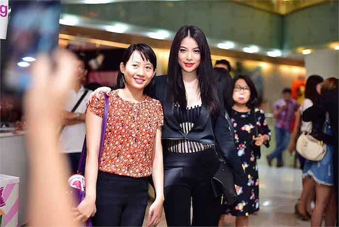 Trương Ngọc Ánh chia sẻ: 'Mỗi diễn viên đều có những thời điểm muốn tự thử thách để vượt qua chính mình. Với 'Hương Ga', sau nhiều năm tôi không tham gia phim ảnh, tôi muốn sẽ là một hình tượng mới, hoàn toàn lột xác. Tôi tin, khán giả sẽ ủng hộ sự thay đổi này'.