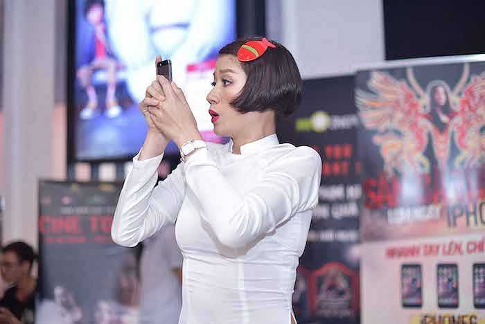 Trang Khàn chia sẻ: 'Tôi cảm thấy mình may mắn khi được tham gia vào một dự án phim tốt như vậy. Đi tới đâu khán giả cũng nhận ra Mỹ Chột và muốn chụp hình chung. Tôi nghĩ mình đã có được thành công về một mặt nào đó'