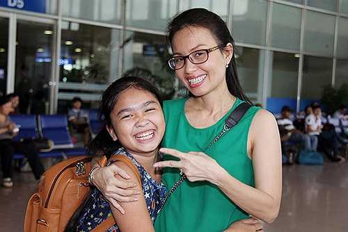 Không cầu kì khi bước lên sân khấu, Cẩm Ly thường xuyên chọn cho mình trang phục áo dài, áo bà ba để phù hợp với dòng nhạc mà mình biểu diễn