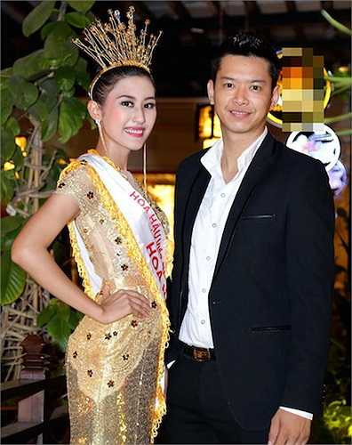 Siêu mẫu Hồ Đức Vĩnh với tư cách Giám đốc đại diện Trung tâm Việt Show tại Việt Nam đã rất hài lòng với kết quả Trúc Linh đăng quang. 
