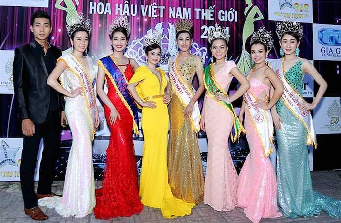 Góp mặt trong sự kiện tiệc mừng tối qua còn có Hoa hậu Bích Liên vốn là Trưởng BGK của cuộc thi.