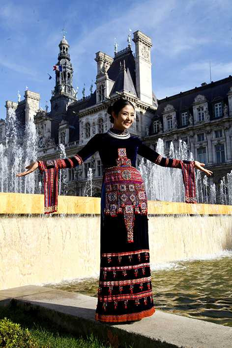  áo dài tại Pháp