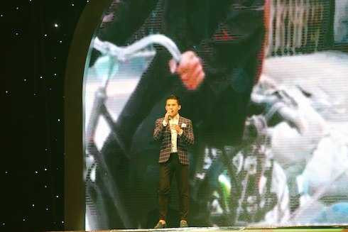 nữ sinh duyên dáng