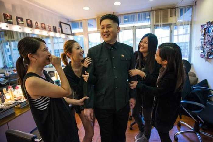 Quá trình trở thành bản sao Kim Jong-un của nhạc sỹ trẻ