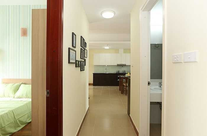 Đây là căn hộ mẫu thuộc dự án The Sparks (Dương Nội, Hà Nội) do công ty Hà Việt thiết kế. Được biết, toàn bộ nội thất trong căn hộ được sử dụng chất liệu gỗ công nghiệp, bền, đẹp và tổng giá trị chỉ từ 150 - 200 triệu đồng. 