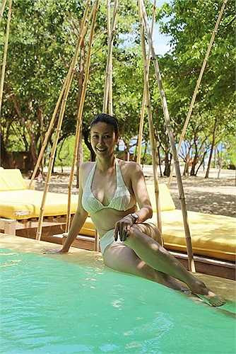 Ở tuổi 38, Hà Kiều Anh vẫn giữ được thân hình thon gọn và khuôn mặt trẻ đẹp. 