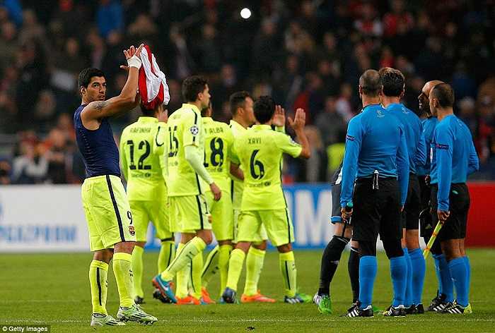 Áp lực lên đôi vai dàn sao xứ Catalan ngày càng lớn. Real đang bỏ cách họ khá xa trong cuộc đua ở La Liga