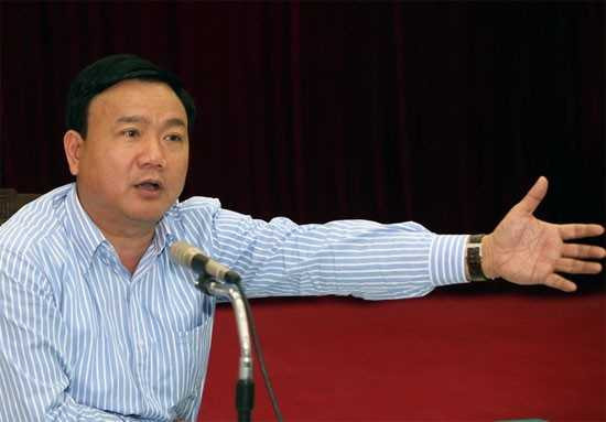 Bã kẹo cao su ngập Nội Bài: Bộ trưởng Thăng bức xúc