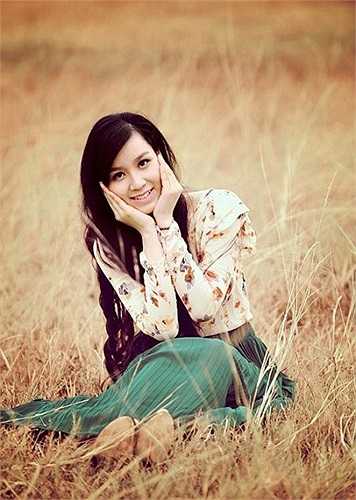 Ngô Thị Thùy Anh là một trong những hot girl nổi bật của trường Đại học Kinh tế Huế. 