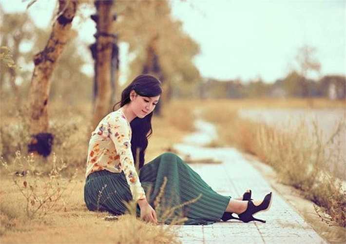 Thùy Anh thích nghe nhạc, đi du lịch và đặc biệt là thích đọc sách tình cảm, những cuốn sách nuôi dưỡng tâm hồn hay như Hạt giống tấm hồn...