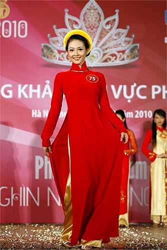 Tôn Nữ Na Uy – Gương mặt sáng giá trong cuộc thi hoa hậu Việt Nam 2010.