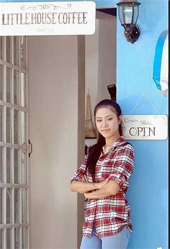  Như Ý sở hữu một gương mặt sáng, thân thiện 'đốn tim' nhiều chàng trai.