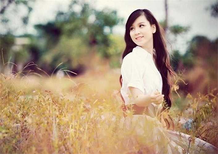 Thùy Anh chụp mẫu cho các shop thời trang tại TP. Huế