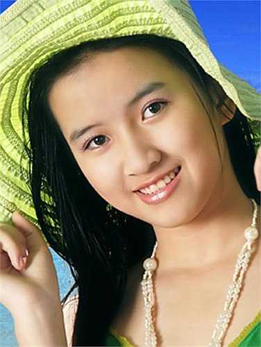 Cô bạn Phạm Hồng Lê Giang là gương mặt quen thuộc ở các sự kiện lớn tại Huế cũng như những hoạt động xã hội. Lê Giang cá tính và độc lập.