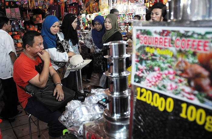 Theo một công ty du lịch tại TP.HCM, mỗi tháng họ đón khoảng 12 đoàn khách là người theo đạo Hồi tới Việt Nam. (Ảnh Quang Hưng)