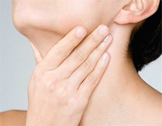 Tốt cho hệ hô hấp: Rễ của măng tây giúp chữa ho, khản tiếng, đau cổ họng. 