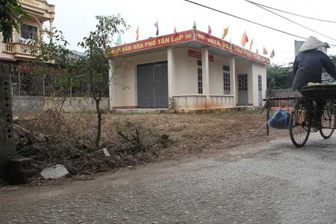 Nữ trưởng phòng bị sát hại trong nhà tắm: Nhiều tin nhắn tình cảm lạ