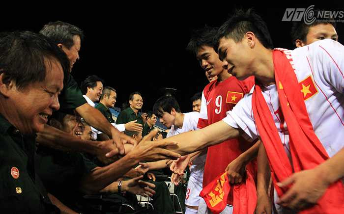 Gian lận tuổi trong thể thao: Khổ vì bệnh thành tích