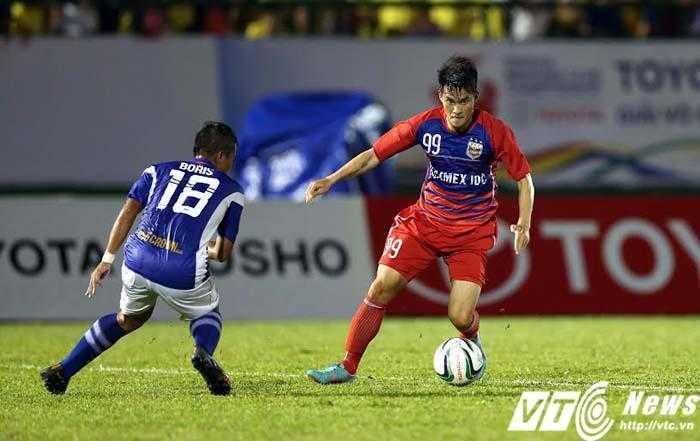 Công Vinh trong màu áo B.Bình Dương (Ảnh: Quang Minh)