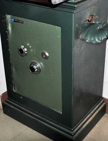 Trụ sở ủy ban thành phố Quảng Ngãi bị kẻ gian đột nhập