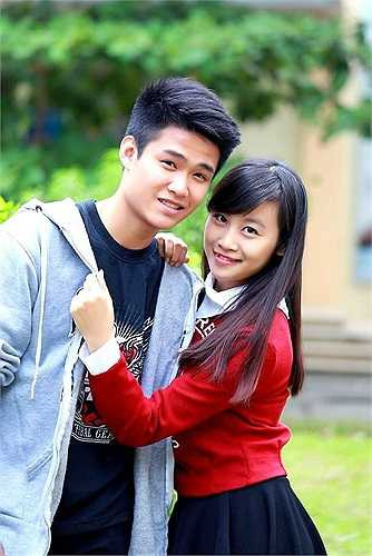 Cô nàng Trần Thanh Tâm (24/9/1997), chiều cao 1,6 m với mong muốn trở thành doanh nhân thành đạt có một vẻ đẹp trong sáng. Kết hợp với Thanh Tâm là Lê Hoàng anh (29/8/1997), sở hữu chiều cao 1,75 m, anh chàng mong muốn trở thành một BTV của Đài truyền hình Việt Nam. Cặp trai xinh gái đẹp này đến từ lớp 12D3. (Theo Zing)