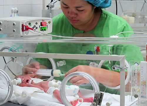 4.000 trẻ sinh non mỗi năm tại BV Phụ sản TW