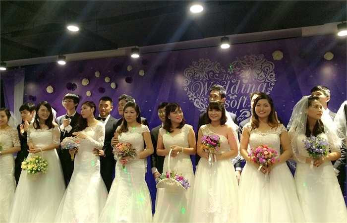 Đây là Lễ cưới tập thể đầu tiên do một công ty CNTT tổ chức tại Việt Nam. Lễ cưới có sự tham gia của 21 cặp đôi và gần 300 khách mời là người thân, bạn bè...