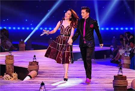 Cô cũng chia sẻ luôn coi Đàm Vĩnh Hưng như một người anh thân thiết trong nghề.