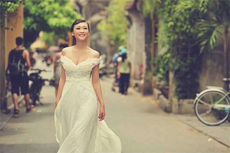 Thùy My tham gia Miss Ngôi sao và lọt vào vòng chung kết cuộc thi.