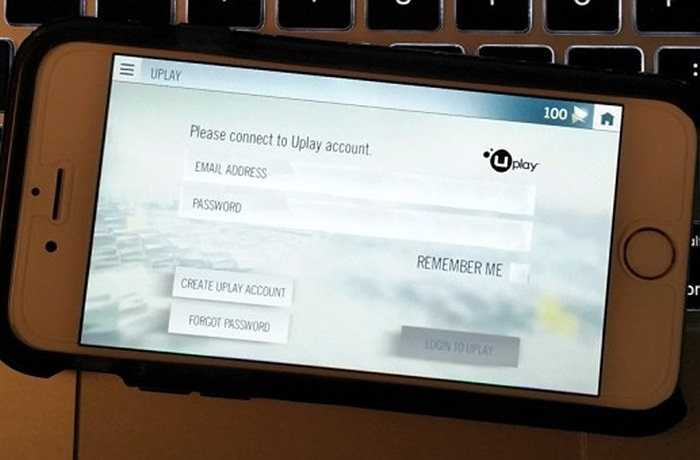Sử dụng bằng cách nào trong mùa đông? Nếu như phần lớn điện thoại cao cấp hiện nay đều đã có chế độ sử dụng với găng tay thì xin chia buồn với bạn, bạn buộc phải dùng găng tay cảm ứng hoặc không đeo găng tay để sử dụng được iPhone trong mùa đông lạnh giá sắp tới. 