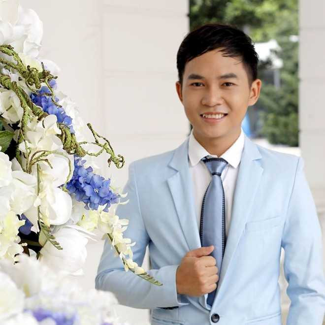 thầy giáo hot boy