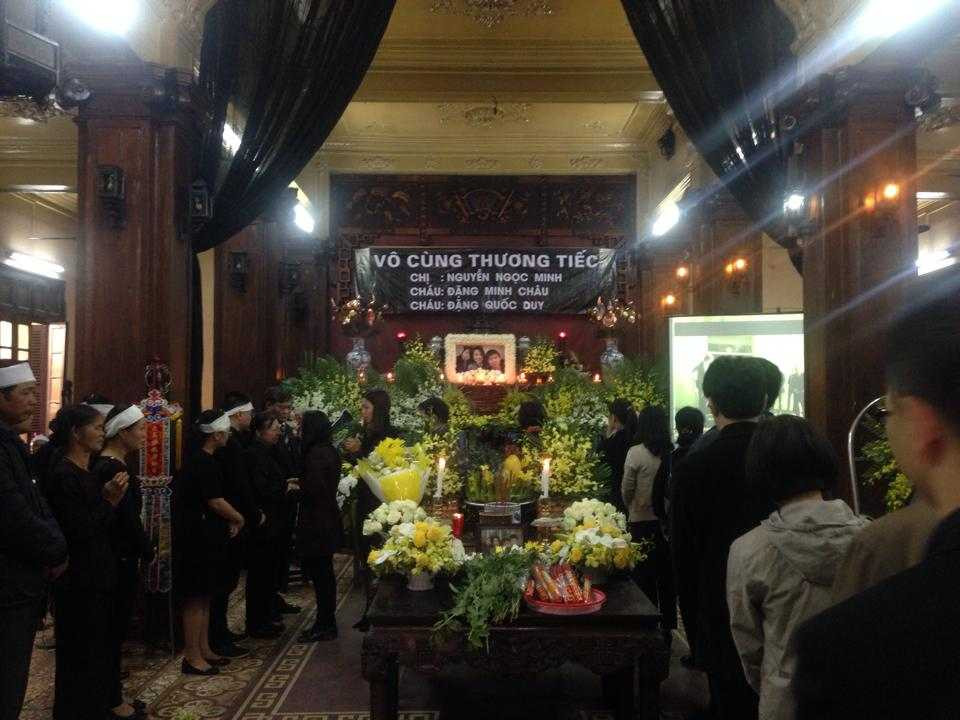 Lễ tang đẫm nước mắt 3 nạn nhân tử nạn trên MH17