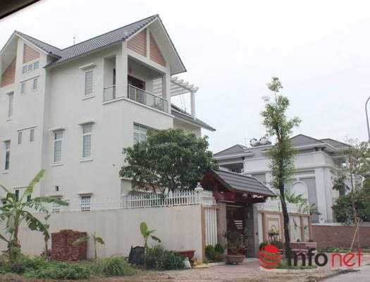 'Trụ sở nghìn tỷ' chưa xây, 'quan' đã ở biệt thự ngay cạnh