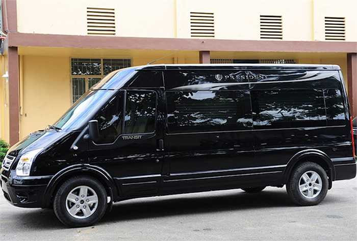 Nữ diễn viên Kim Tuyến cũng vừa sắm cho mình chiếc xe hơi giống Mr Đàm.