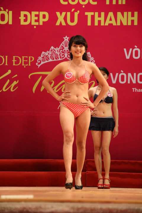 Đặc biệt buổi đấu giá từ thiện sẽ dành toàn bộ số tiền cho Quỹ đền ơn đáp nghĩa bà mẹ Việt Nam anh hùng, thanh niên xung phong tỉnh Thanh Hóa, Ngư dân nghèo bám biển...