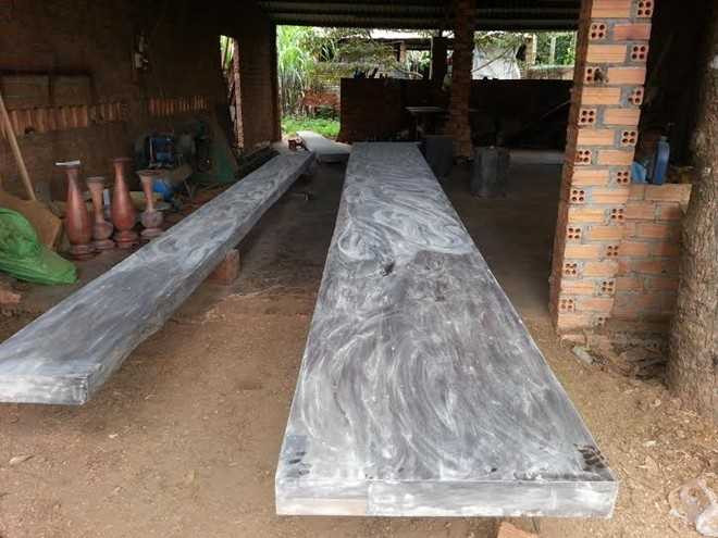 Thiếu tá công an rút súng, đoàn liên ngành tháo chạy