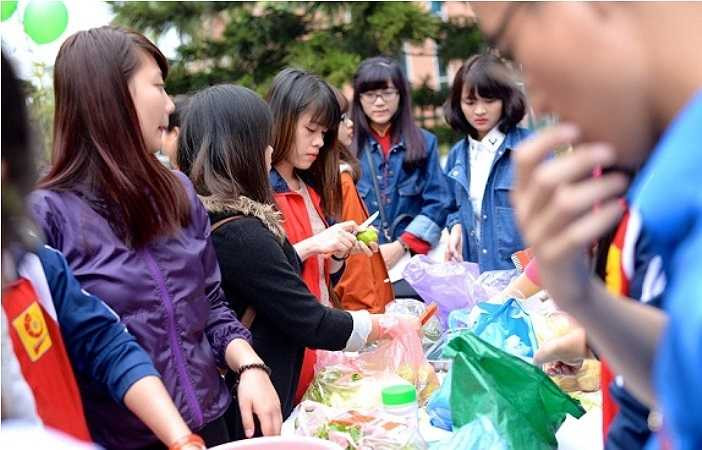 Không khí rộn ràng trong dịp kỷ niệm ngày Nhà giáo Việt Nam