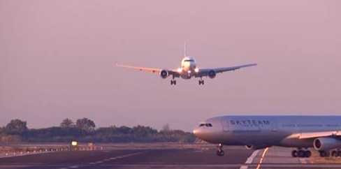 Thót tim những vụ máy bay suýt lao vào nhau